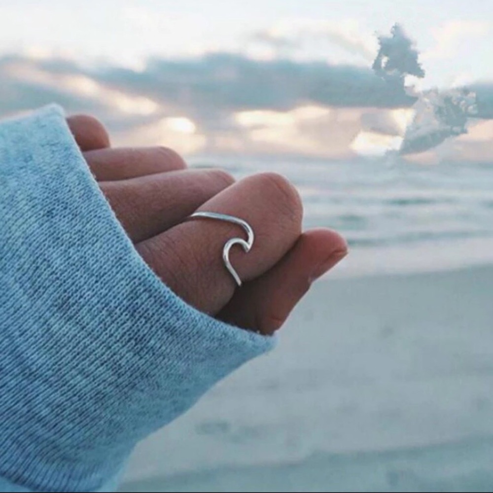 Ocean wave silver ring